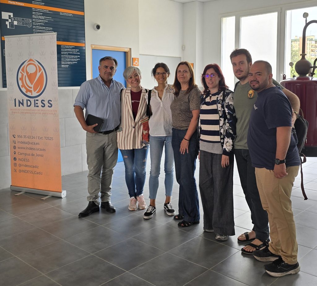 IMG Reunión con investigadores de la Universidad de Sevilla